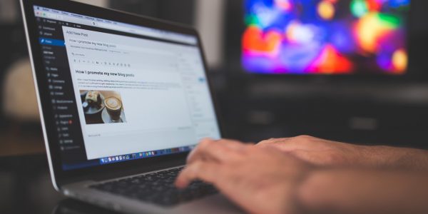 Quelles informations trouve-t-on sur les blogs de thématique marketing digital ?