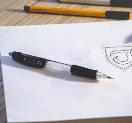 Les logos et les identités visuelles : faites confiance à une graphiste professionnelle