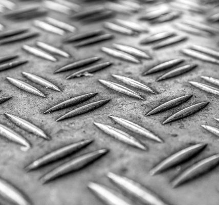 La tole en aluminium, un atout pour vos travaux !