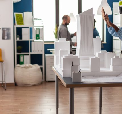 Trouver la bonne école pour réussir sa prépa-design : enjeux et critères décisifs